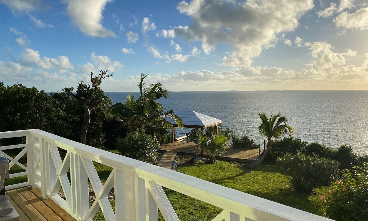 Great Guana Cay House | POOL-GAZEBO-SEA VIEW-BOCCE BALL Luxury home w dock on Sea of Abaco.