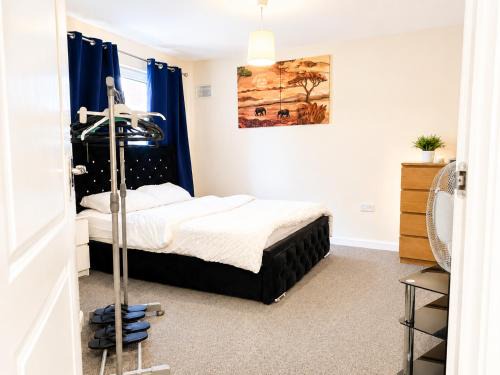 Wolverhampton House | Private Ensuite room in Wolverhampton city centre