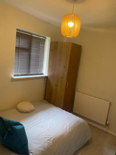 Canterbury House | Private room with private bathroom