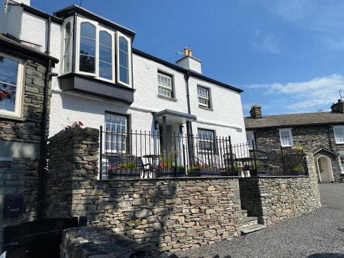 Ambleside House | Prospect House