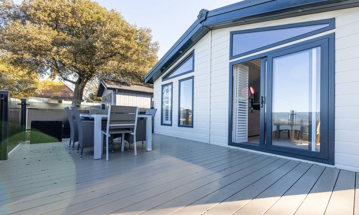 Mudeford House | 'Quayside' - A lodge with a view on Sandhills Holiday Park