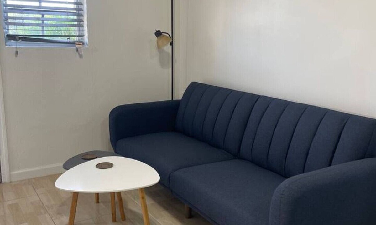 Nassau Apartment | Quiet 1BR: 4 mins to Beach 10 mins to Downtown