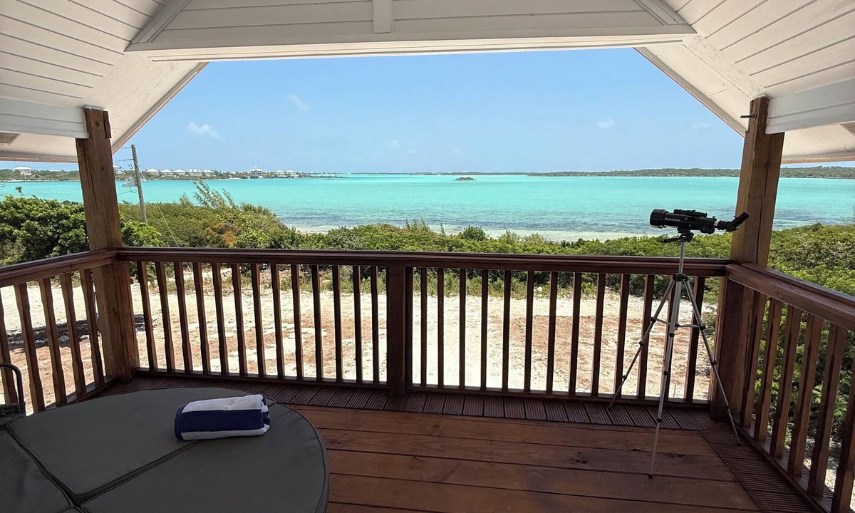 George Town Villa | REGATTA VIEW Newly built 3-bedroom House, Water Front Views. George Town, Exuma.