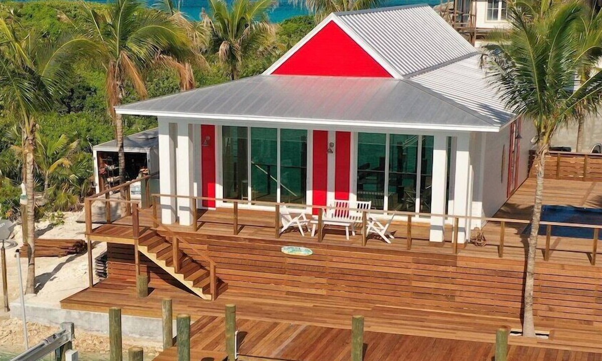 Staniel Cay Villa | Relax in our sunset inspired villa