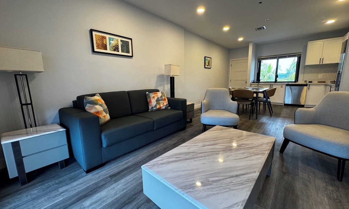Bahamas Terrace Apartment | Relaxing 1-Bedroom Suite w/Balcony & Sleeps 4