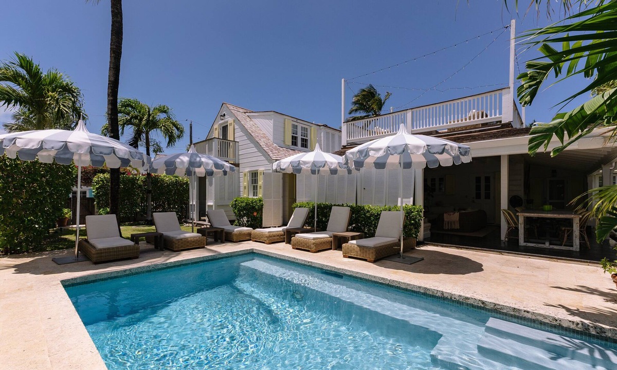 Dunmore Town House | Restored Historic Home w/Pool, Spectacular Outside Space