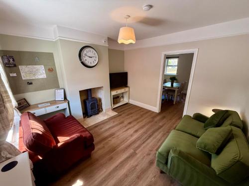 Salisbury House | Salisbury City Centre Cottage