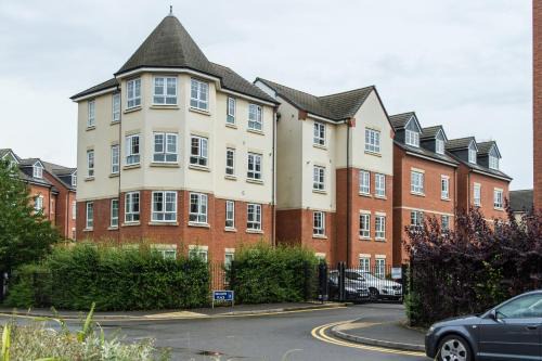 Warwick Apartment | Sawadee Apartments