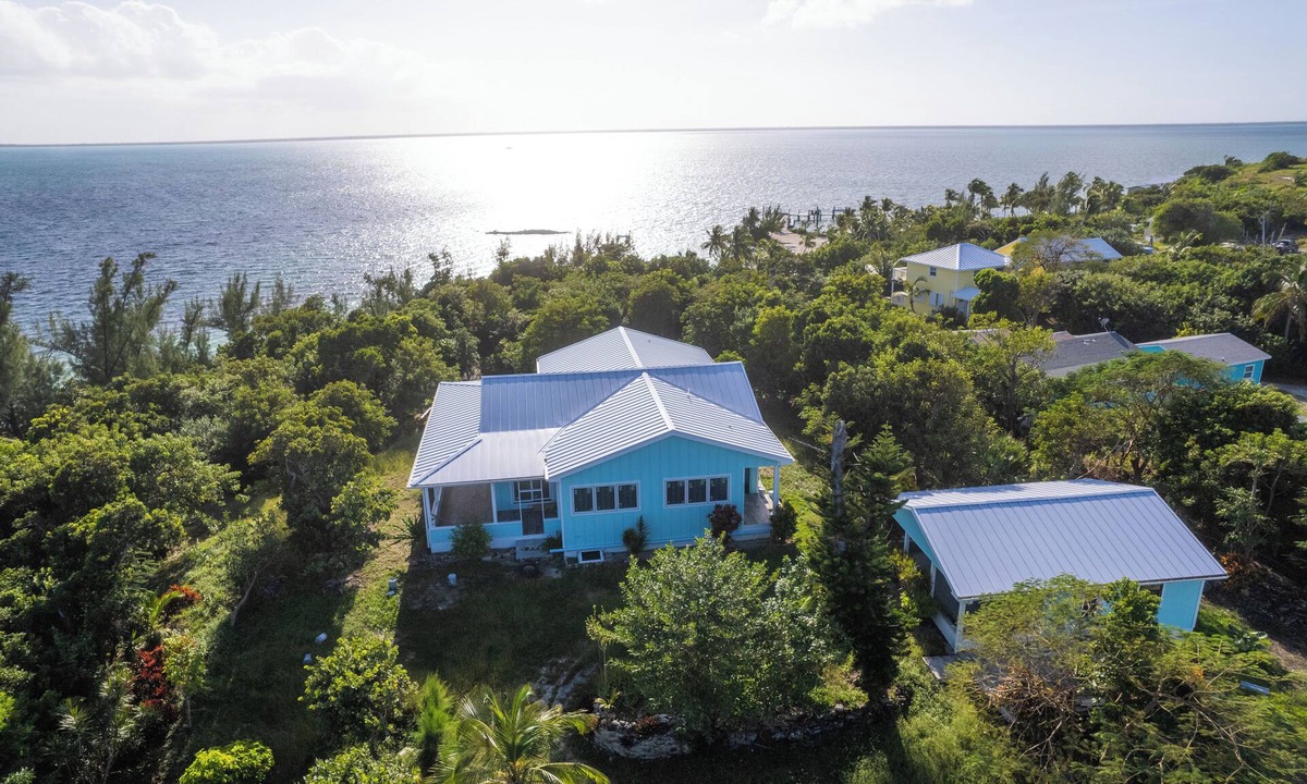 Green Turtle Cay House | Sea Bird 3/3 Overlooking the Sea of Abaco with Private Beach & dock access