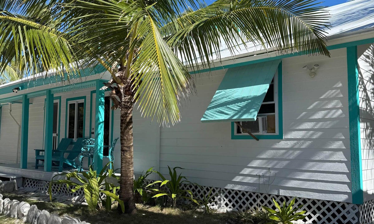 Cherokee House | Seaside Rental w/Dockslip, Abaco, Little Harbour