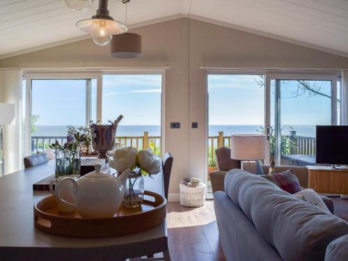 Corton House | Seatrees