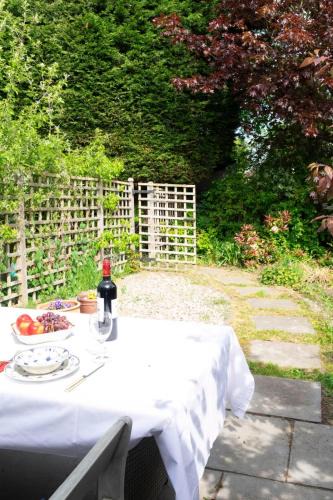 Girton Apartment | Self-contained flat