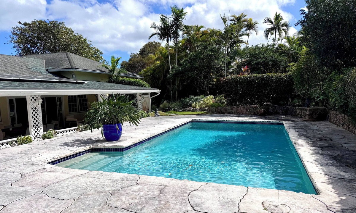 Nassau House | Skyline Heights House: Tropical Oasis with Private Pool