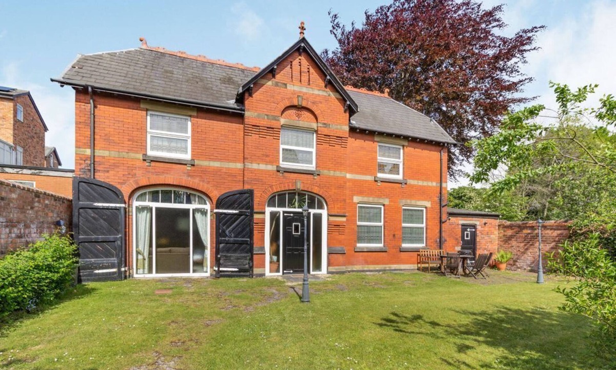 Southport House | Southport Coach House, Southport