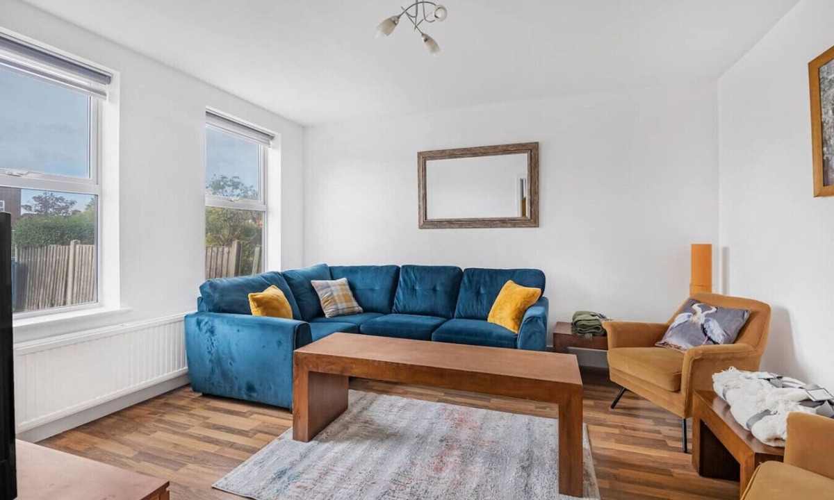 Kenton East House | Spacious 4-bedroom retreat with easy tube access and parking
