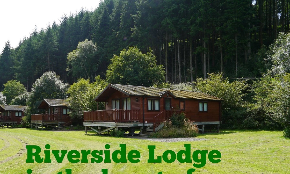 Moretonhampstead Ski Chalet | Spacious Riverside Lodge in a beautiful wooded Dartmoor valley **pet friendly**