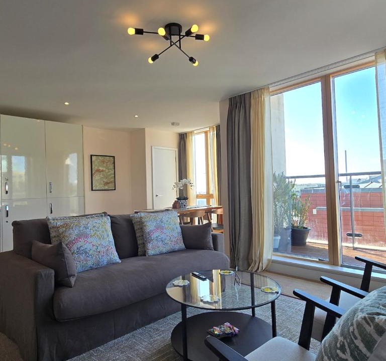 Kemptown Apartment | Spacious seaside apartment with terrace, Kemptown
