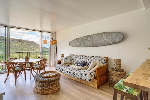 Makaha House | Stay on Waianae Coast! Ocean-View Condo w/Pools