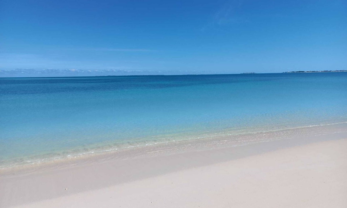 Treasure Cay House | Steps away from Treasure Cay Beach with cabana & backup power