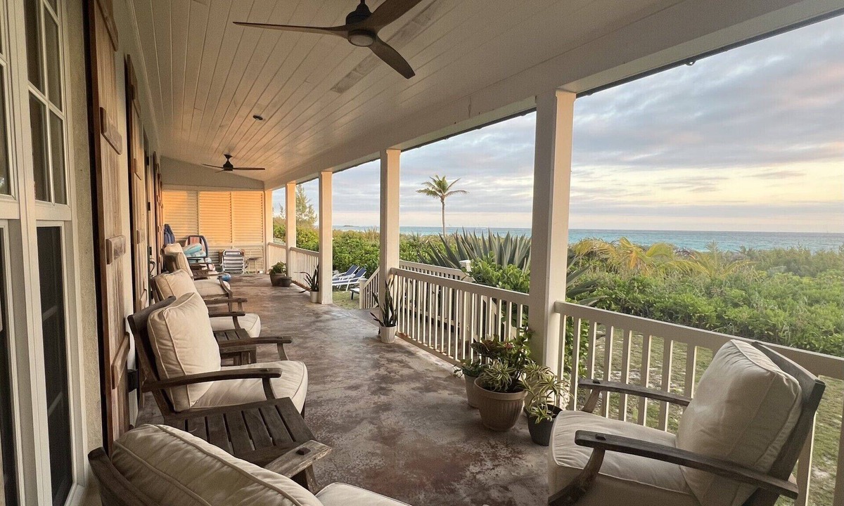 Governor's Harbour Villa | Stunning Luxury Villa Directly On French Leave Beach