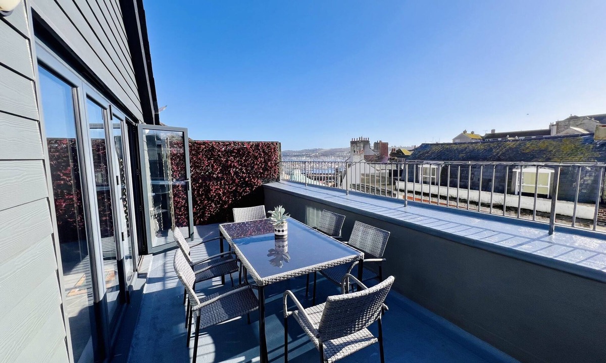 Plymouth Apartment | The Barbican Penthouse