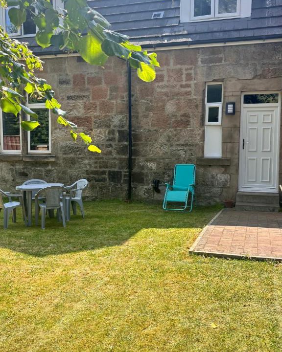 Hawkhead Apartment | The Barn