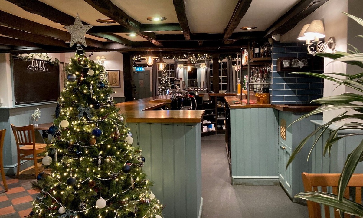 Clyst St Mary Hotel | The Blue Ball Inn