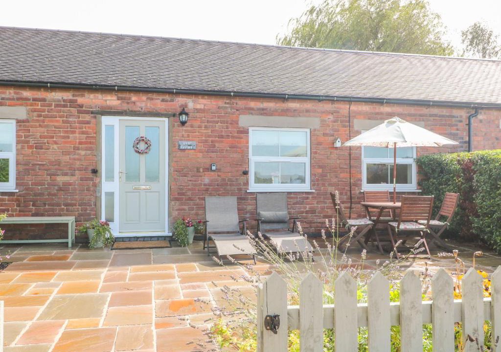 Hollington House | The Byre