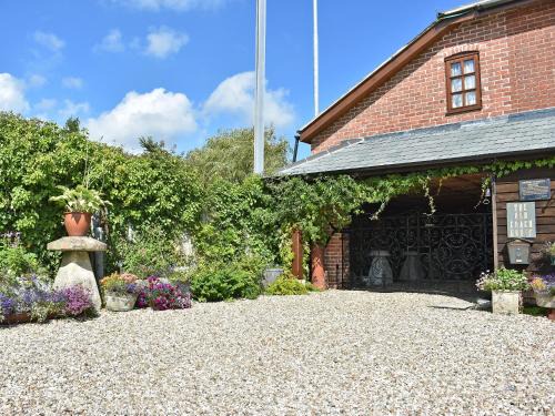 Holworth House | The Coach House