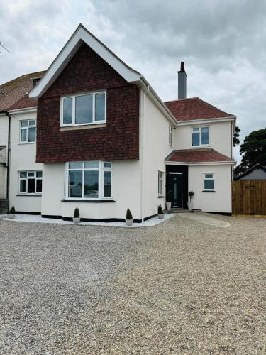 Great Yarmouth House | The Crescent