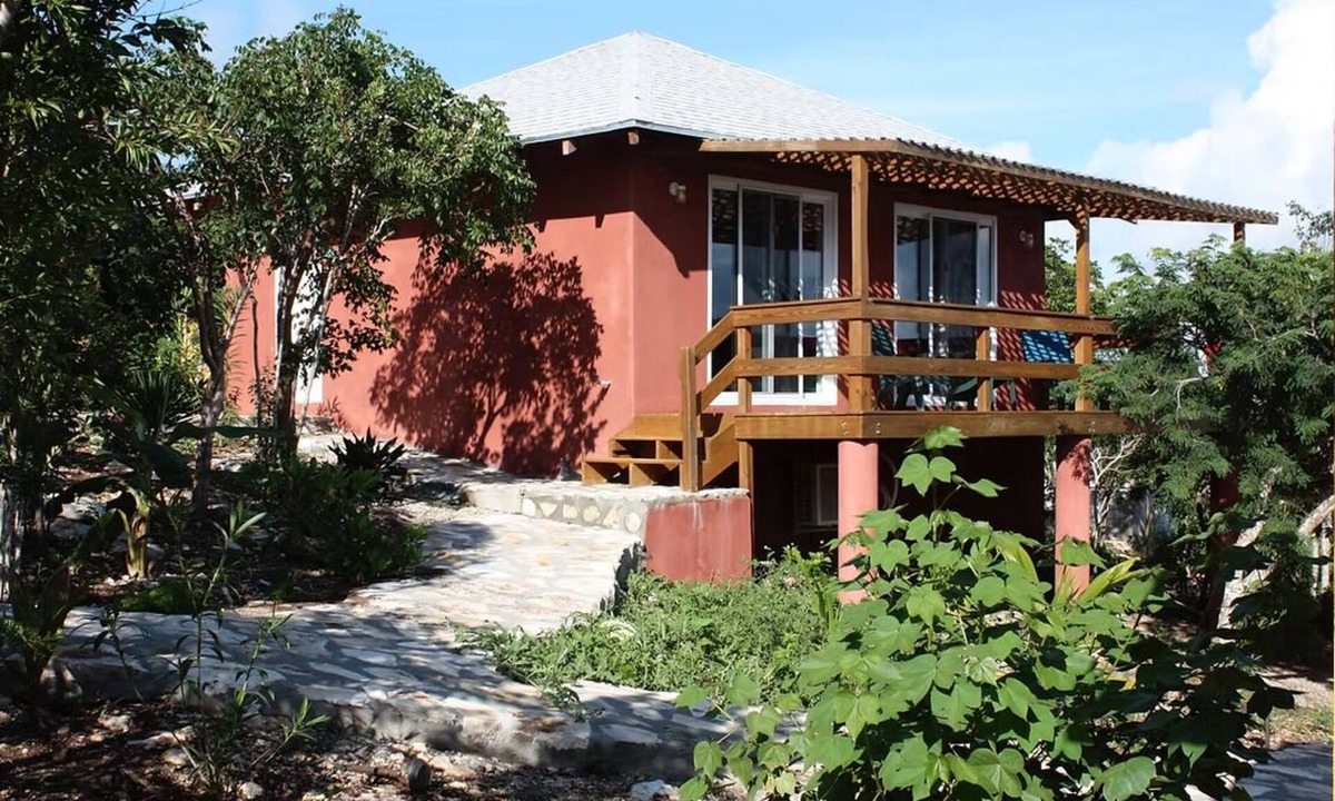 Orange Creek House | The Dolphin Bungalow