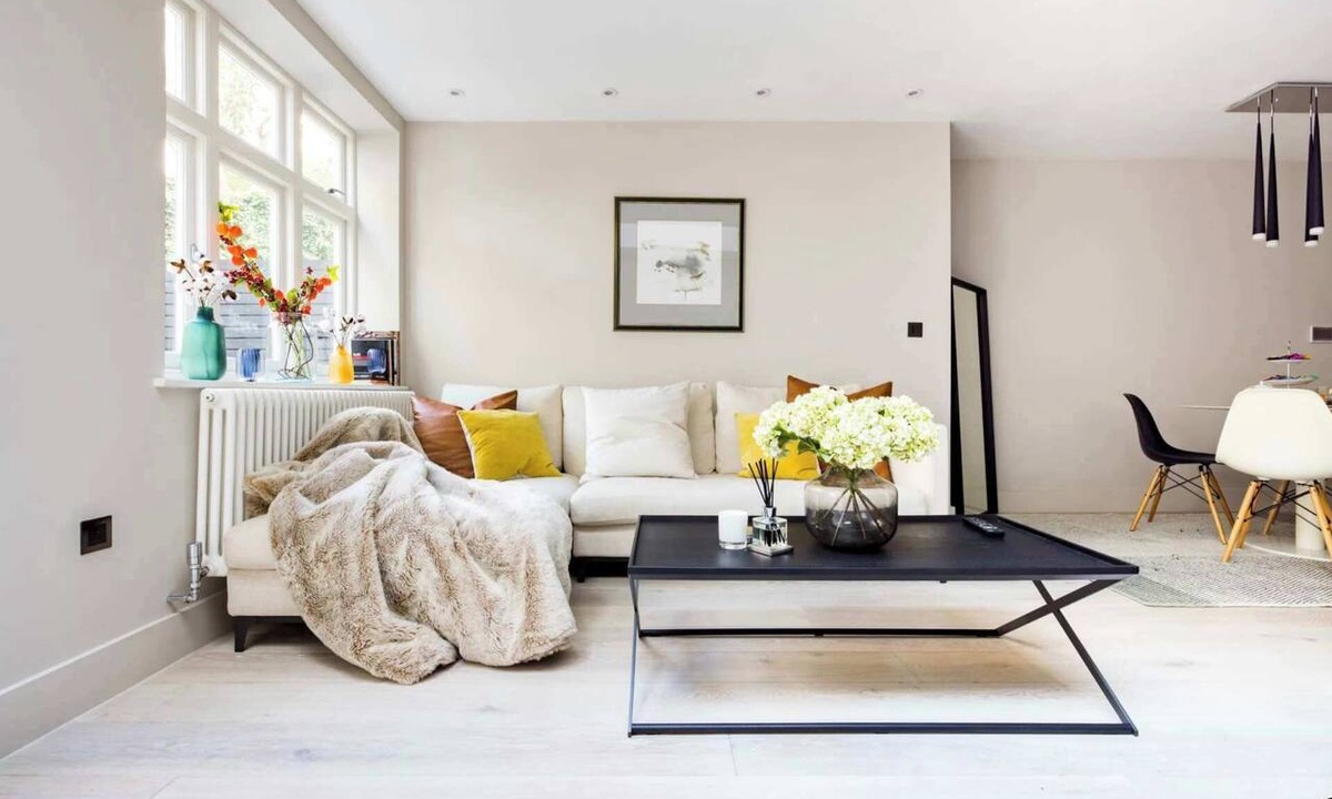 Hampstead Apartment | The English Gentleman, Hampstead Heath - by Out of Office Lifestyle