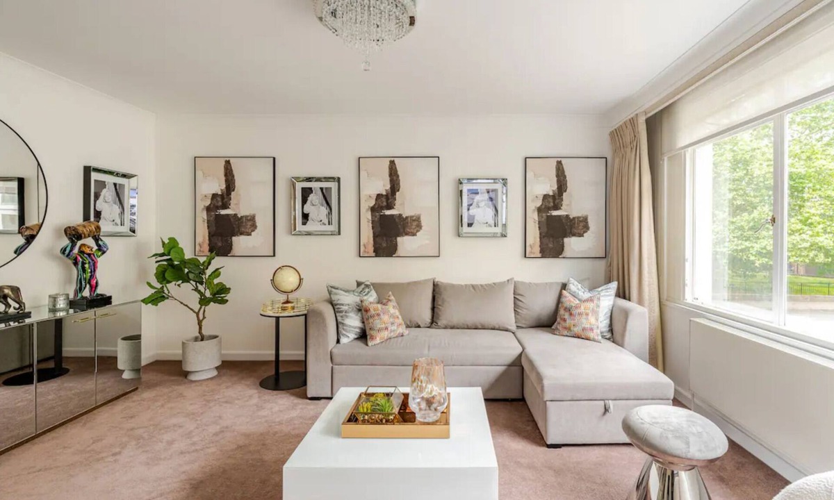 Paddington House | The Hyde Park Grand Mansion — Sleeps 14 + Terrace
