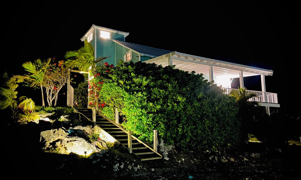 Marsh Harbour House | The Lookout House Large 5-bedroom home with stunning views on the Sea of Abaco