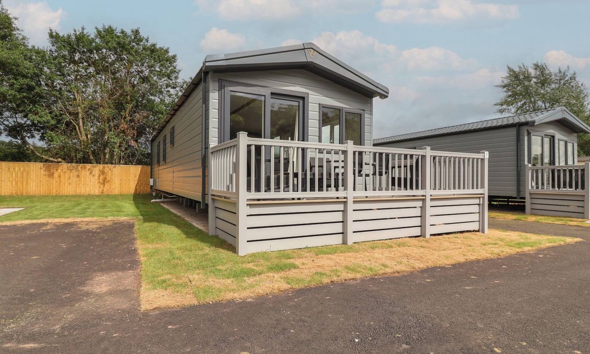 Cotebrook Cottage | THE OAKS 2 BEDROOMS, pet friendly in Delamere
