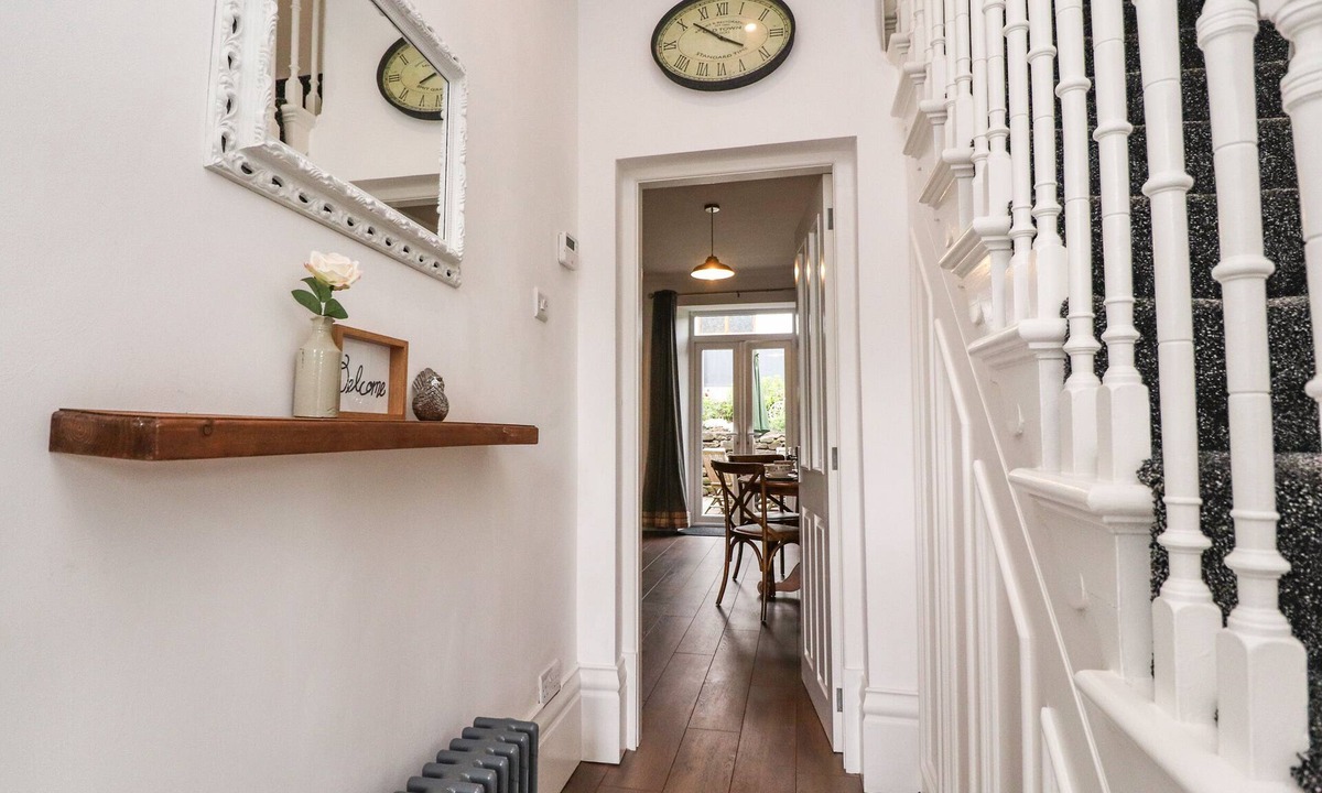 Fence Cottage | The Old Post Office
