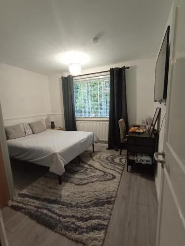 Uttoxeter Bed & Breakfast | The Paddock Side