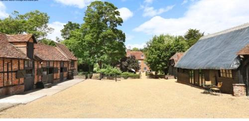 Thame Cabin | The Thatched Barn