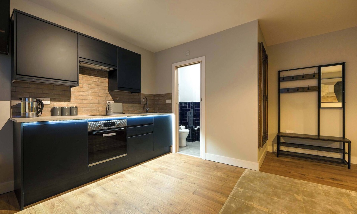 Bradley Stoke Apartment | The Willow - Studio 26