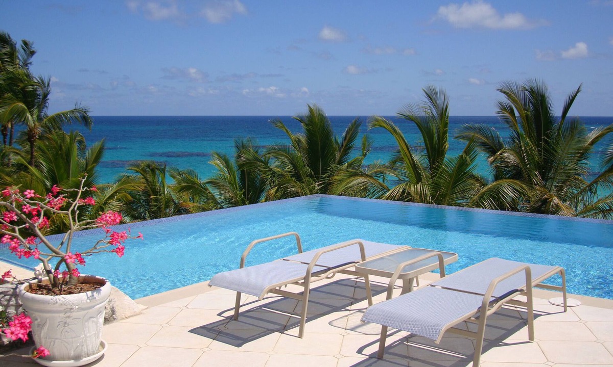 North Palmetto Point House | Thinking of Paradise? Think of Helios House, Eleuthera, Bahamas!