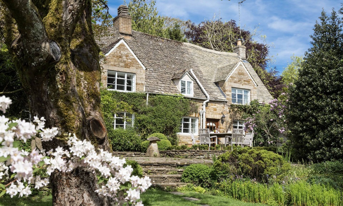 Upper Oddington Cottage | This property has been sympathetically restored to a high standard.