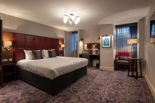 Canterbury Hotel | Thomas Ingoldsby Wetherspoon
