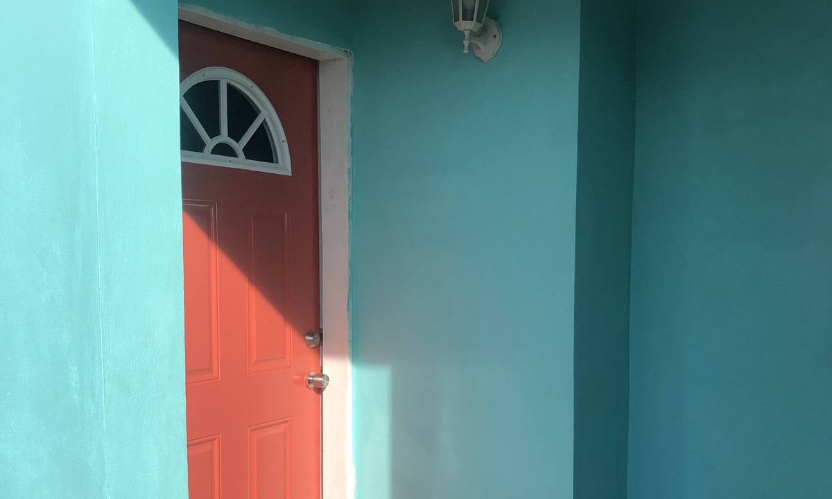 Nassau Apartment | Three A's Getaway, 15 min walk to sun, sand and sea!