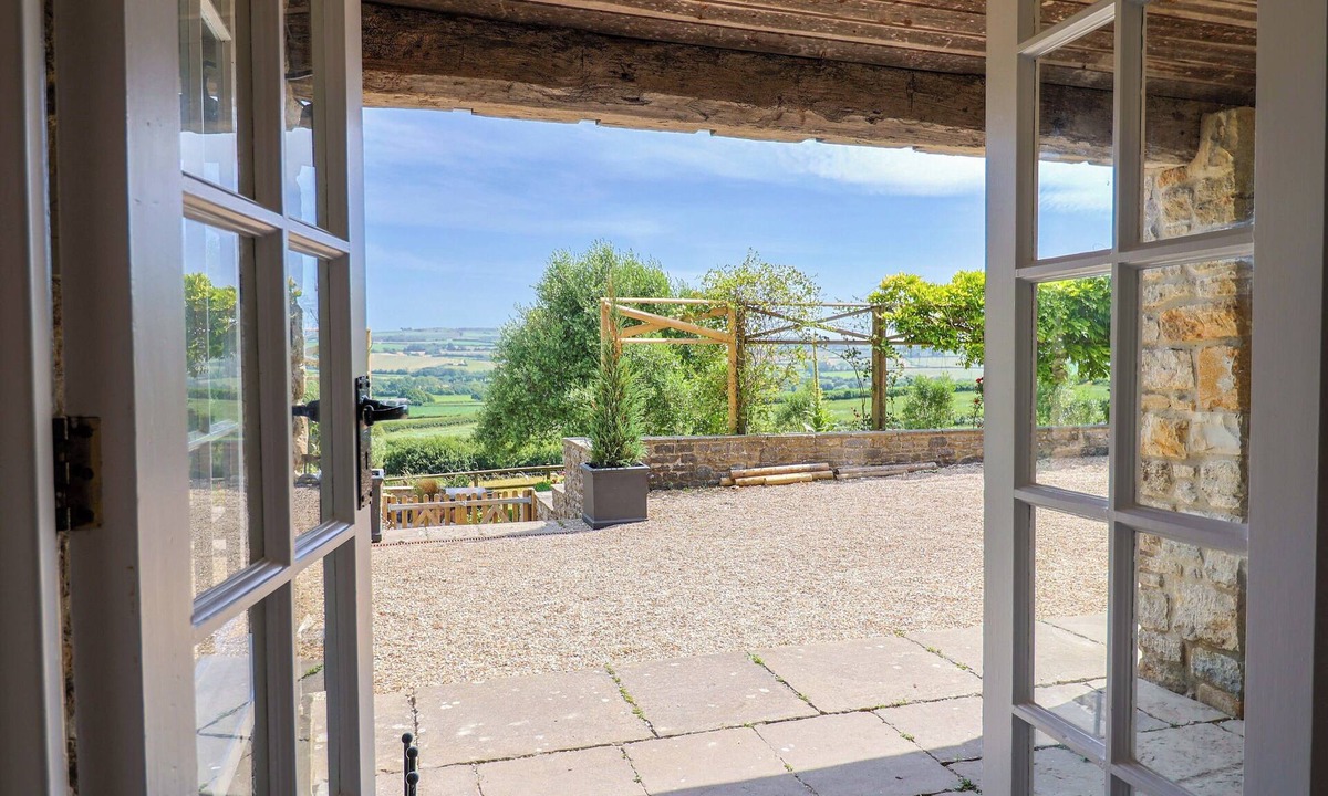 West Compton Cottage | Tithe Barn Cottage