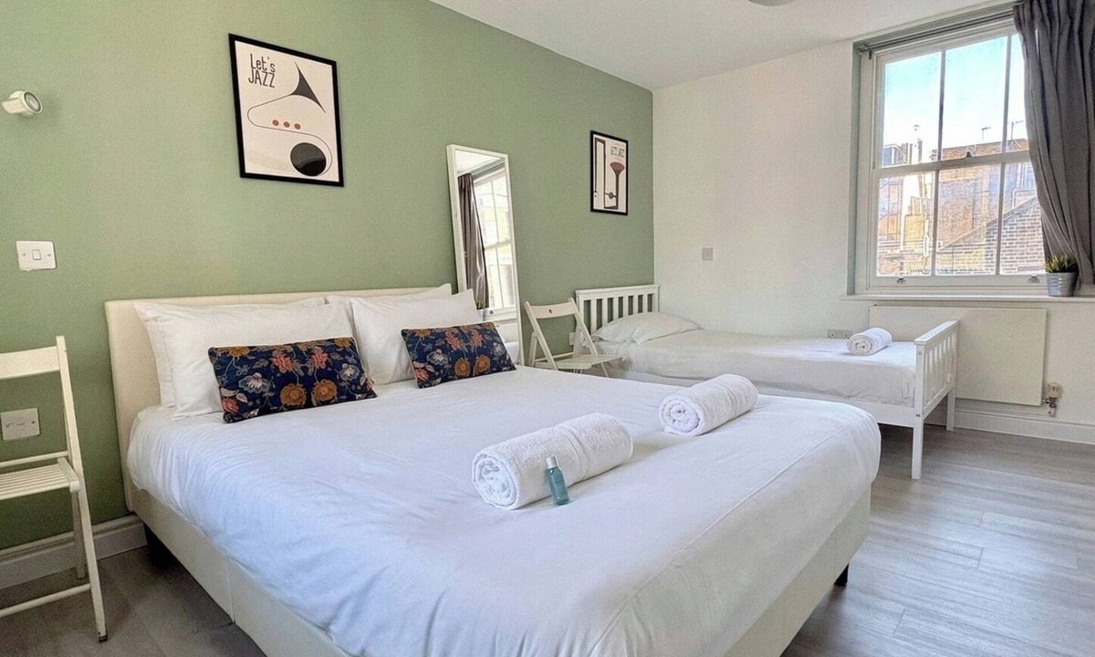 Fitzrovia Apartment | Tottenham Flats by PrimeCityHosts 2F
