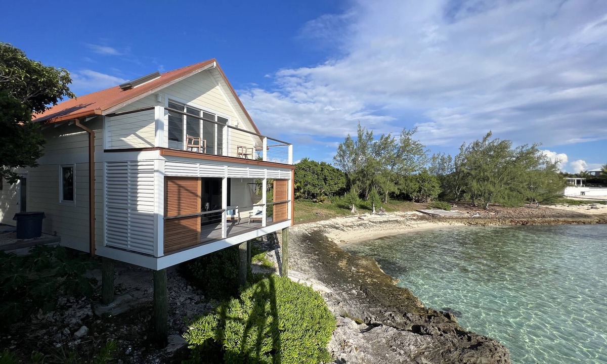 Savannah Sound Cottage | Touch of Class Cottage, A Beachfront Cottage on the Warm Calm Caribbean
