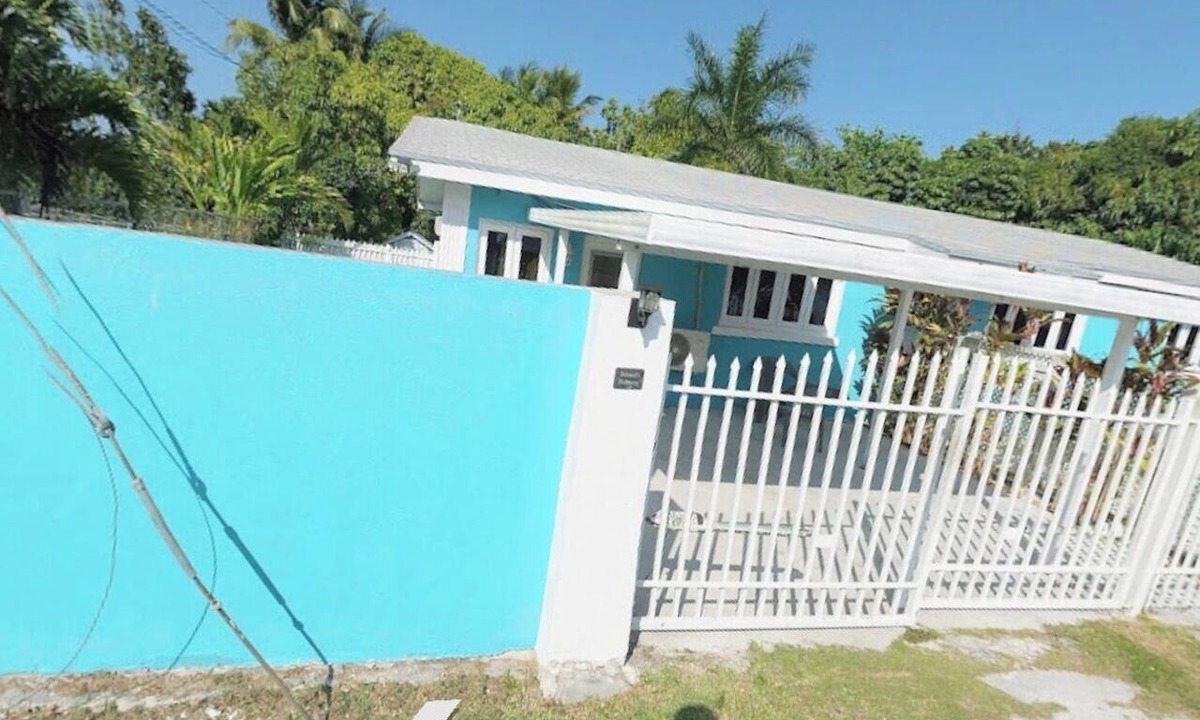 Nassau Apartment | Tranquil Queen Paradise