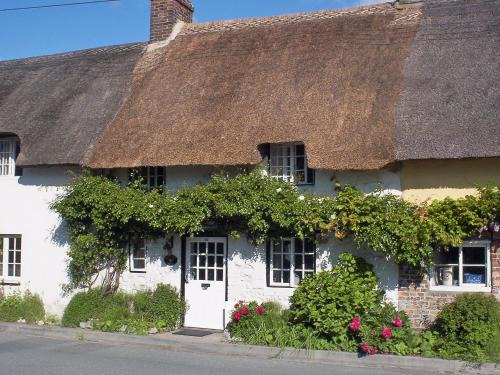 Winfrith Newburgh House | Tranquillity Cottage