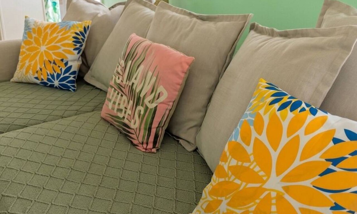Gregory Town House | Turquoise Oasis Cottage