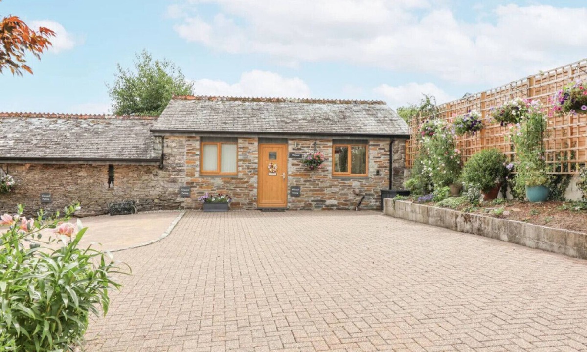 Saltash Cottage | Two Rural Cornish Cottages with Countryside Views